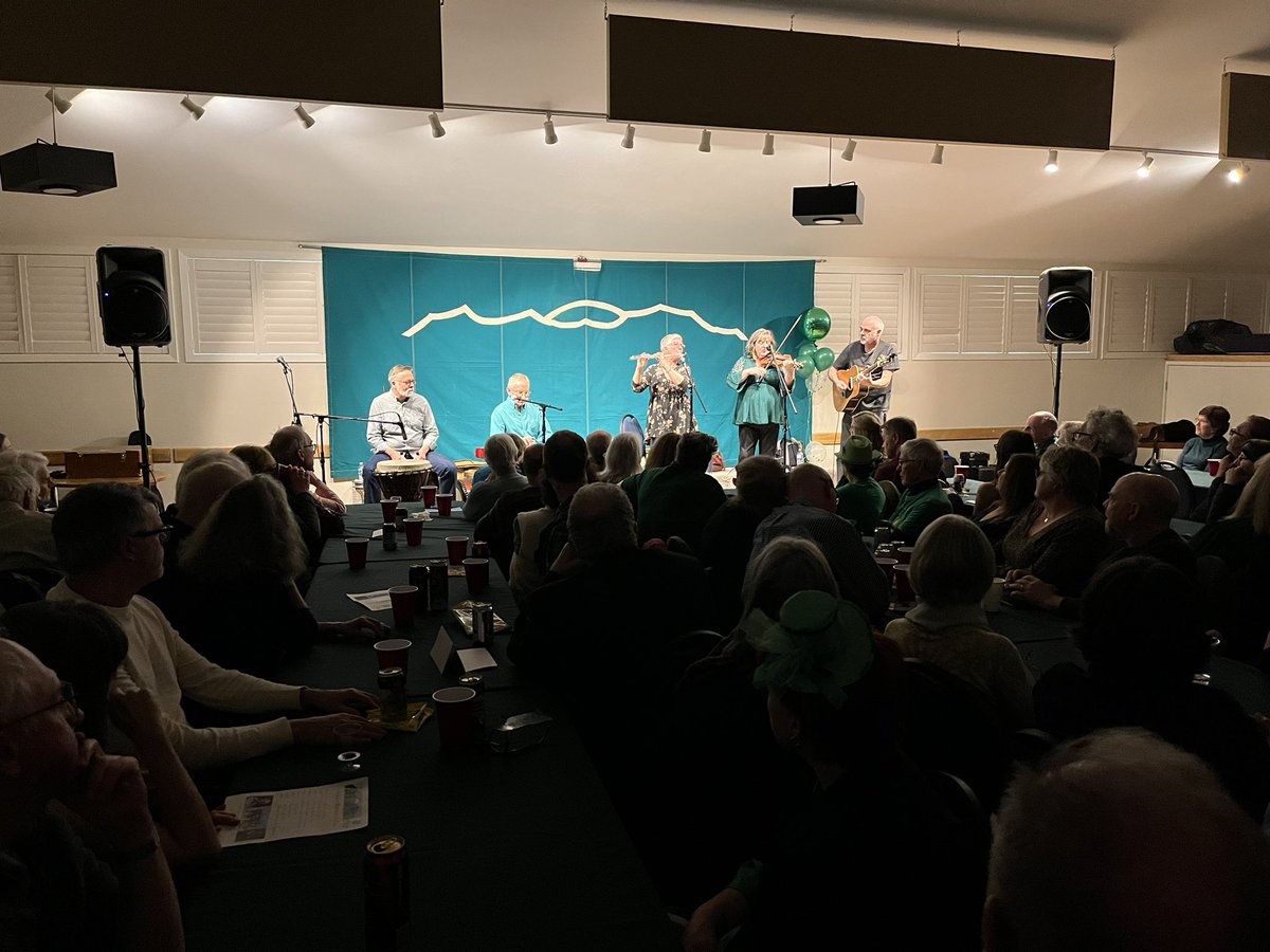 FolkRocky's tweet photo. Celtara on stage now at The Rocky! https://t.co/kk4y1Drmyc