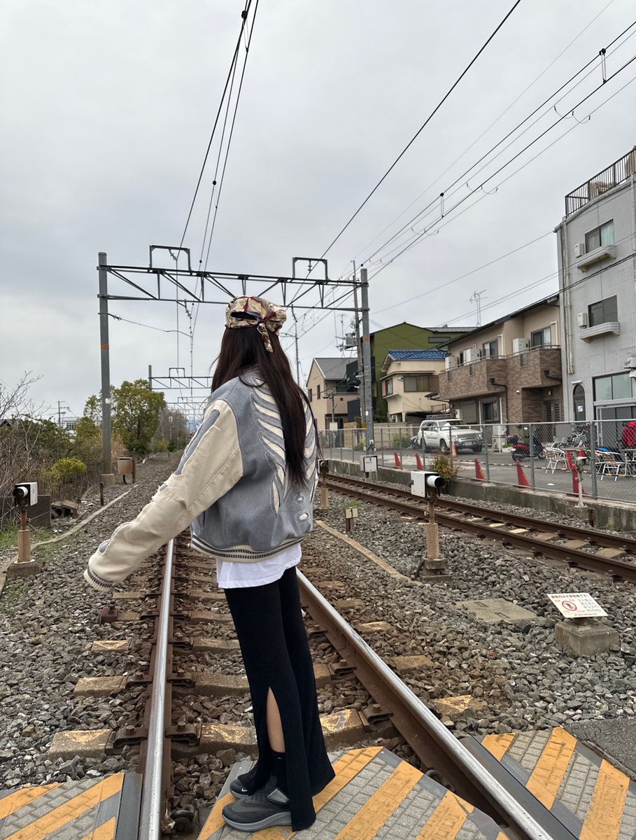 َ (@gisellehours) on Twitter photo 