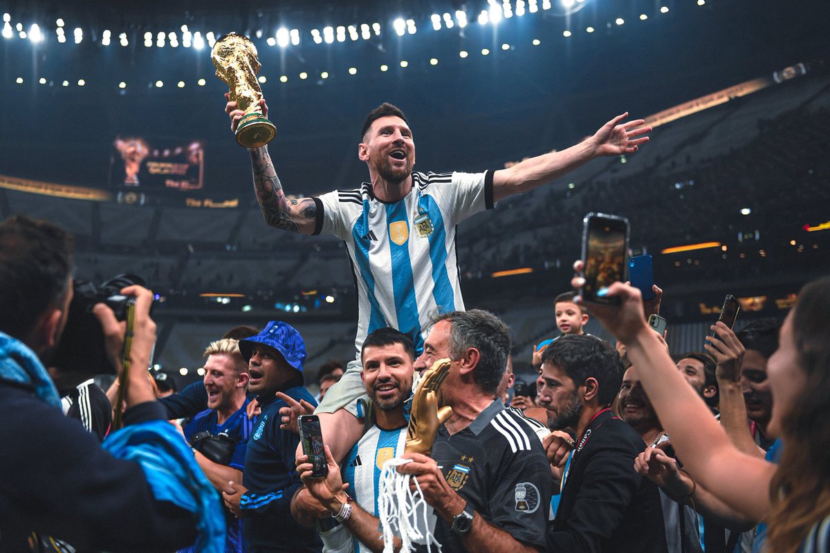CrewsMat10's tweet photo. Three months since Leo Messi completed football. https://t.co/P6TfSP2vqI
