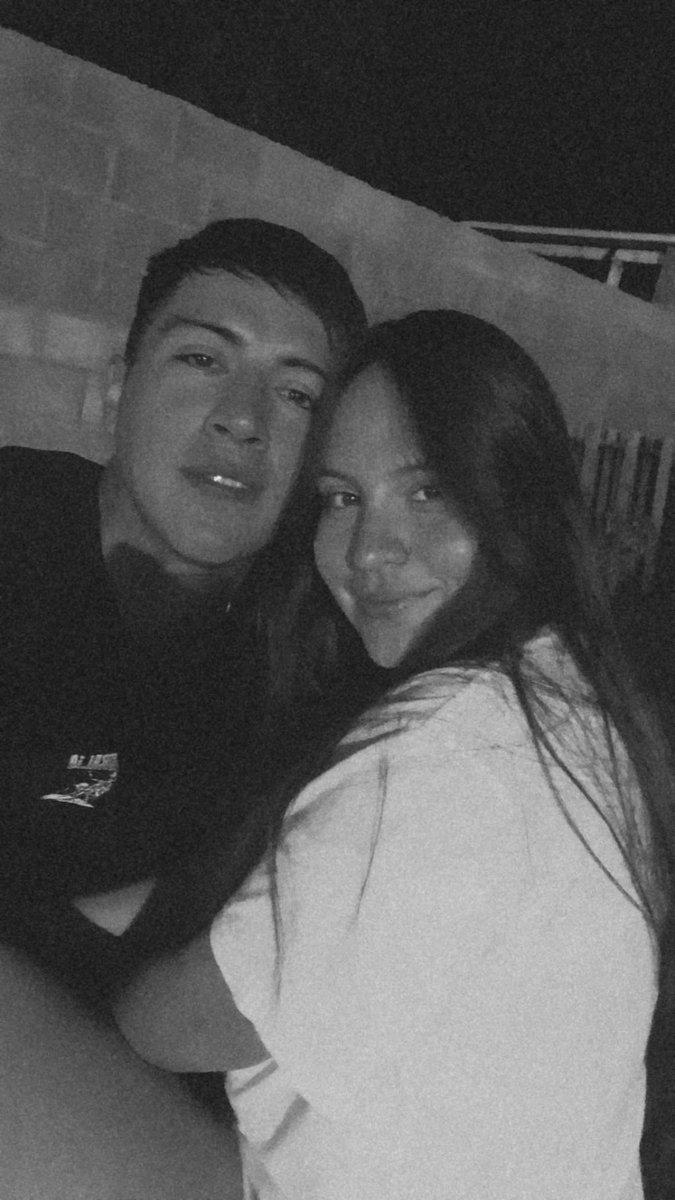 nicoxeneizebj's tweet photo. deseo q nunca t vayas d mi lado, encontré lo q no buscaba y llegaste para quedarte, no encuentro palabras para describir todo lo q me generás, mil gracias! hasta la muerte con vos🌹 https://t.co/s9l8RT1jfe