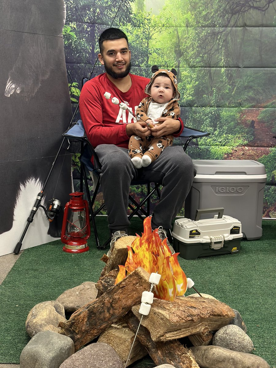 Brandi6371's tweet image. Day 3 of Success Sharing at #485! Father and son fishing day 🎣🐟

#SuccessSharing 
#SpringSpiritWeek
 
 @Edmond0485 @NagyAndrew @ShawnMinkner @SandraD2429 @DepotRob @aboutthepigskin 

#PMDPeopleFirst 
#D287WeAreTheBar #D287StrongerTogether
#FearUs485