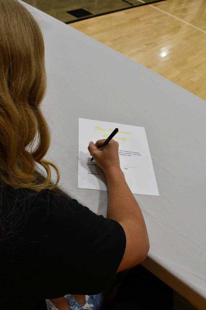 Congratulations to senior Summer Hanson who has signed a letter of intent to further her academic and athletic career at Ohio Dominican University, cheering for the Panthers! She signed with friend and teammate, Bailee Thomas!