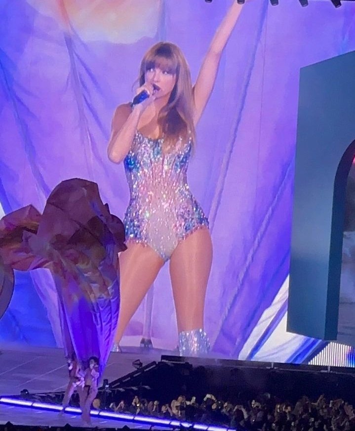 maflvstaylor's tweet photo. https://t.co/HC3WGiyag4