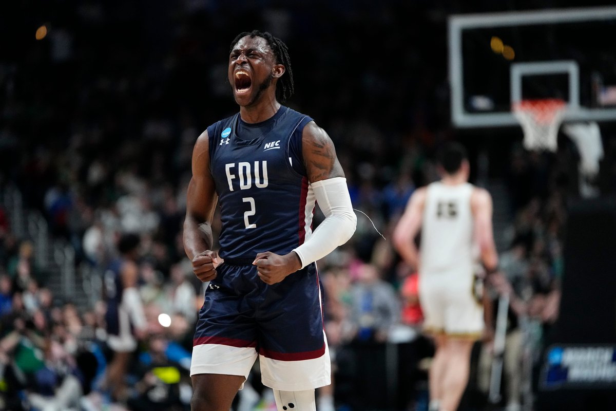 Pickswise's tweet photo. True or False ✍️ 

FDU shocking Purdue is the GREATEST upset in American sports history 🤔 https://t.co/fTYW2m9YwI