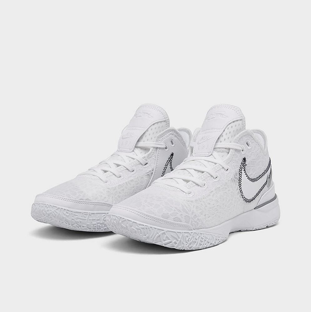 snkr_twitr's tweet photo. Ad: NEW Nike LeBron NXXT Gen 'White/Metallic Silver' dropped here

Finishline https://t.co/ag3gmgn9cz
$15 off w/code WINISHWINE

JDsports https://t.co/Iyt0EQz8tK https://t.co/HnUKr2ooCe
