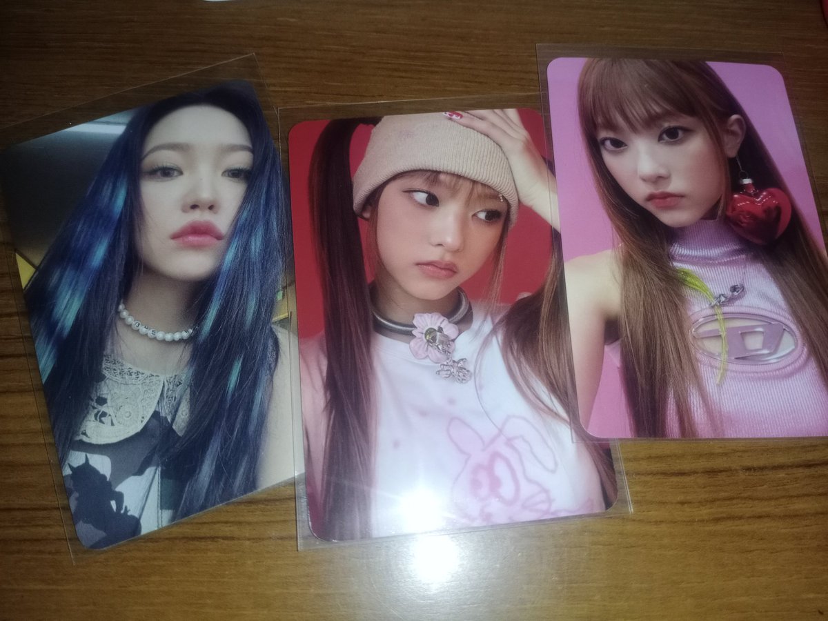 1015kartzz's tweet photo. π ; #tychenabudol
hi @redrum_mails! my haerin set came home today. tysm for the smooth and fast transaction π«Ά
#from_redrumails https://t.co/GggnSbzVjP