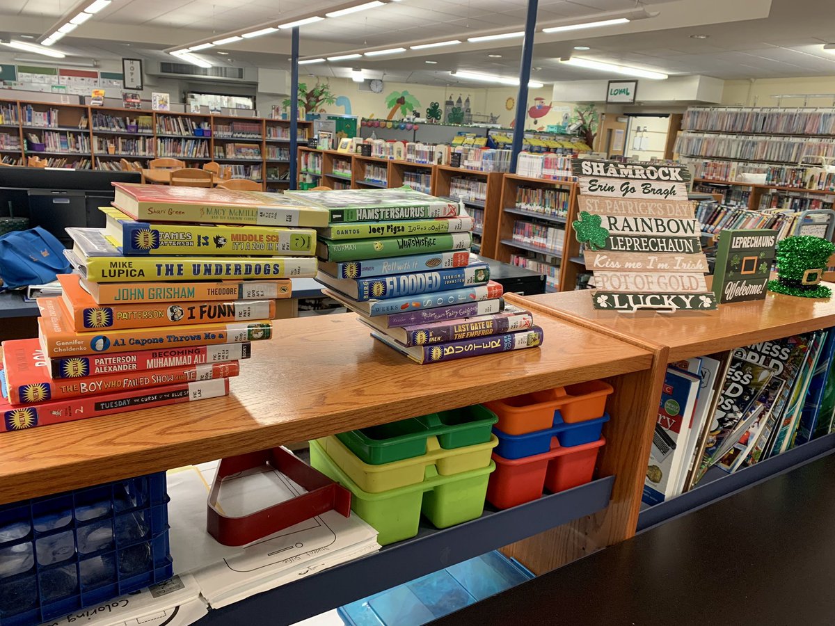 britt_lanzo's tweet photo. This week we read “The Gingerbread Man and the Leprechaun Loose at School” and I think a leprechaun may have visited our @StoneSchool4 library and created book rainbows! #asd4 #asd4all #stoneschoollibrary https://t.co/XGdW2Mq2FA