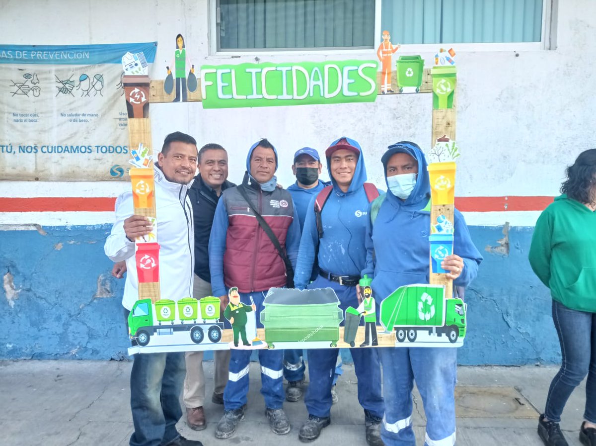 soylizmedranooo's tweet photo. 🌐#Ahora 👇
La @CTMPuebla felicita a las y los Trabajadores de la Recolección
🥳🥳¡MUCHAS FELICIDADES! 🎉🎊🎈
#Sindicato18deEnero #SUPSA #DíaInternacionalDelRecolector
@leobardosoto @CTM_MX @CarlosAceves_ https://t.co/i4TolV2W5C