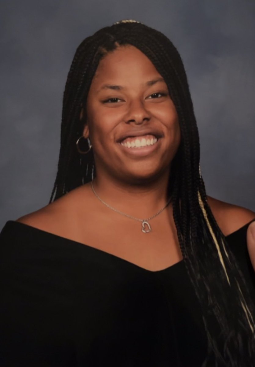certified_damia's tweet photo. To a new beginning here I come ๐๐#murraystate #FutureRacer https://t.co/v3iq6VwxLx