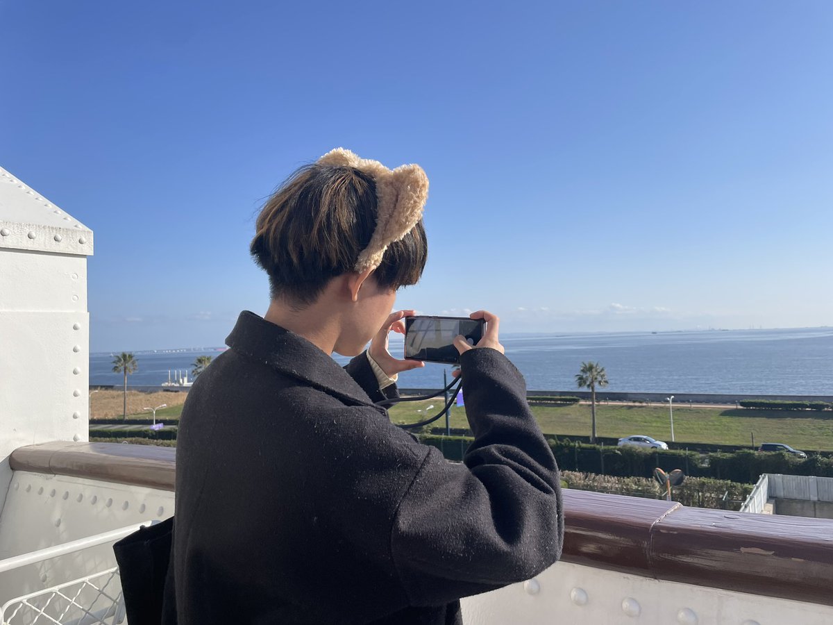 n0__identity's tweet photo. ディズニー行ってきたよ〜
彼氏のちょっと早めのお誕生日お祝いしてきた🥂 https://t.co/VCKtmlAu57
