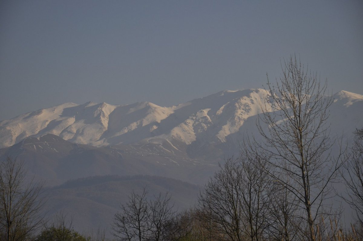roozmdi's tweet photo. #mountion #alborz #soomāmoos https://t.co/6g8M760BdA