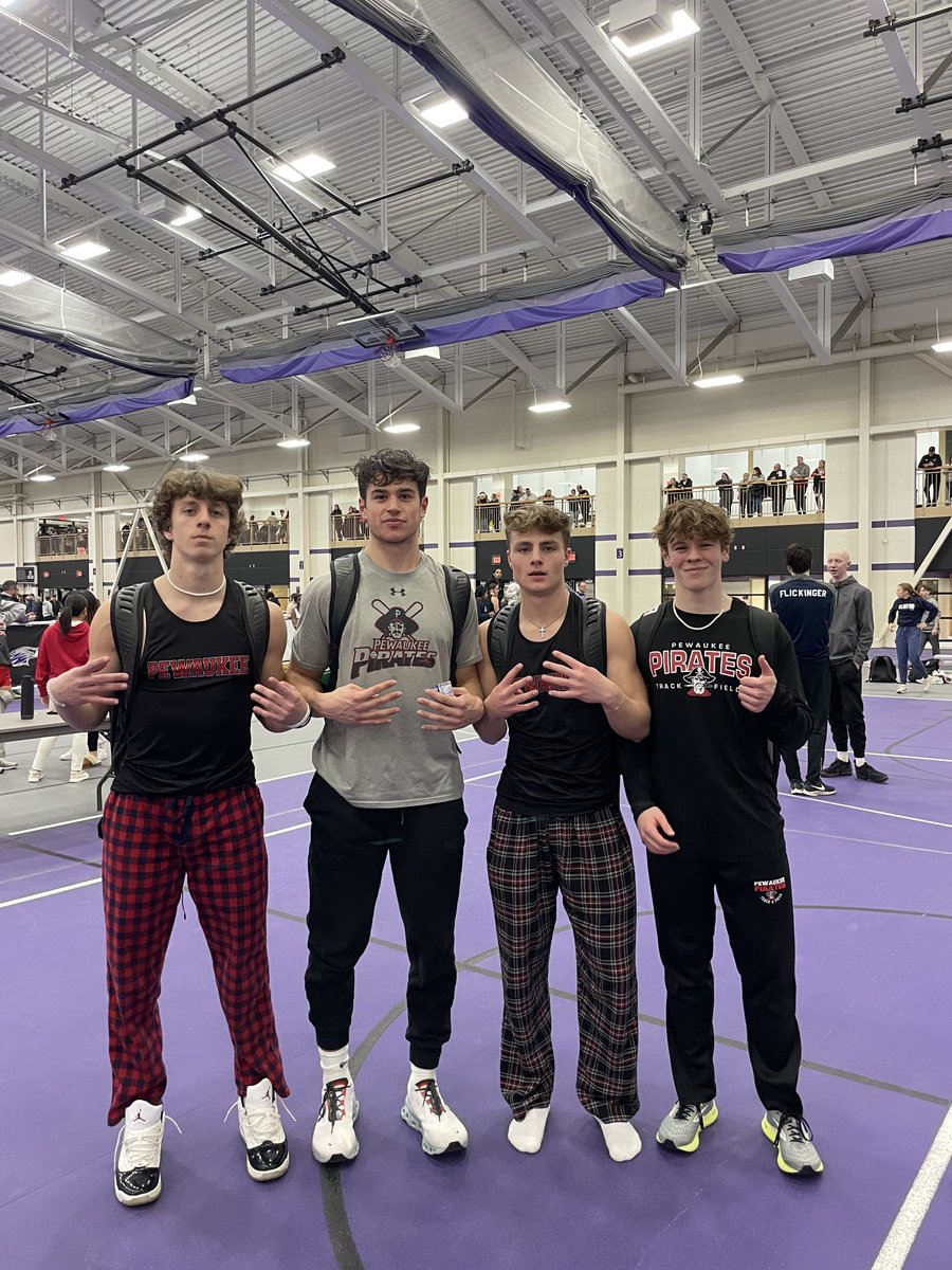 🚨 SCHOOL RECORD ALERT 🚨 Boys 4x2 breaks the school record running 1:36.02!!