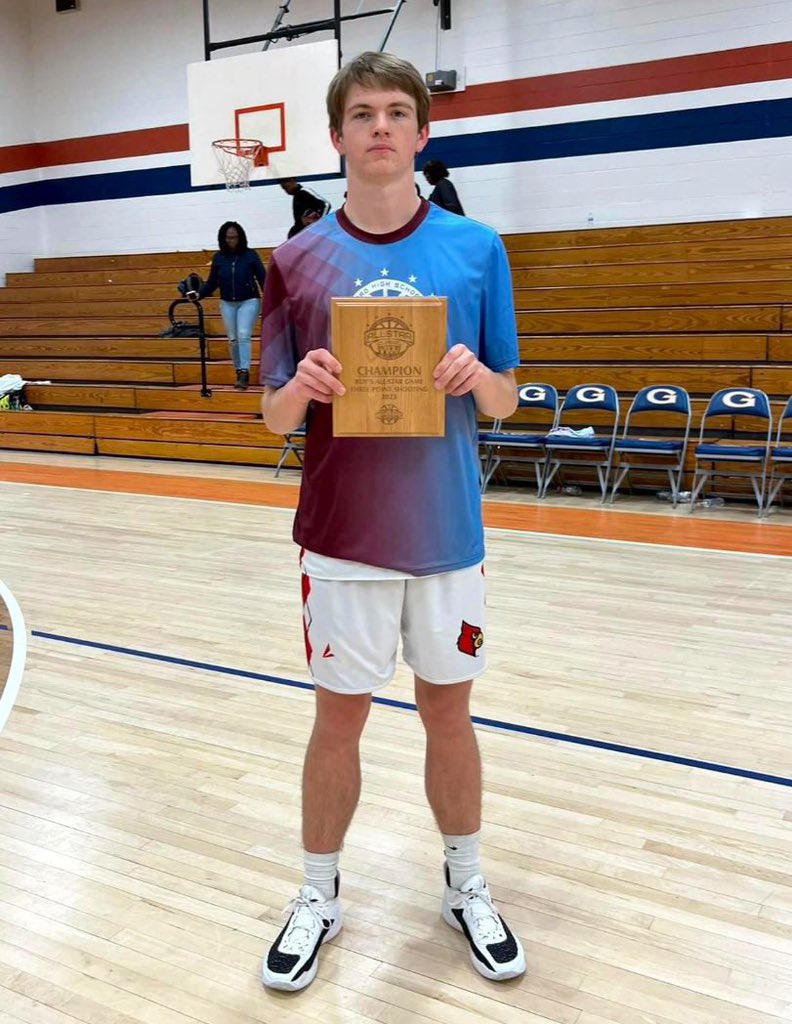 NCSpartans's tweet photo. Our guy “Tricky” @Jordan14Davis wins the @TriadAllStar 3-Point competition! Was there every any doubt? 🎯
#LikeASpartan https://t.co/NUQ4V9Dzyu