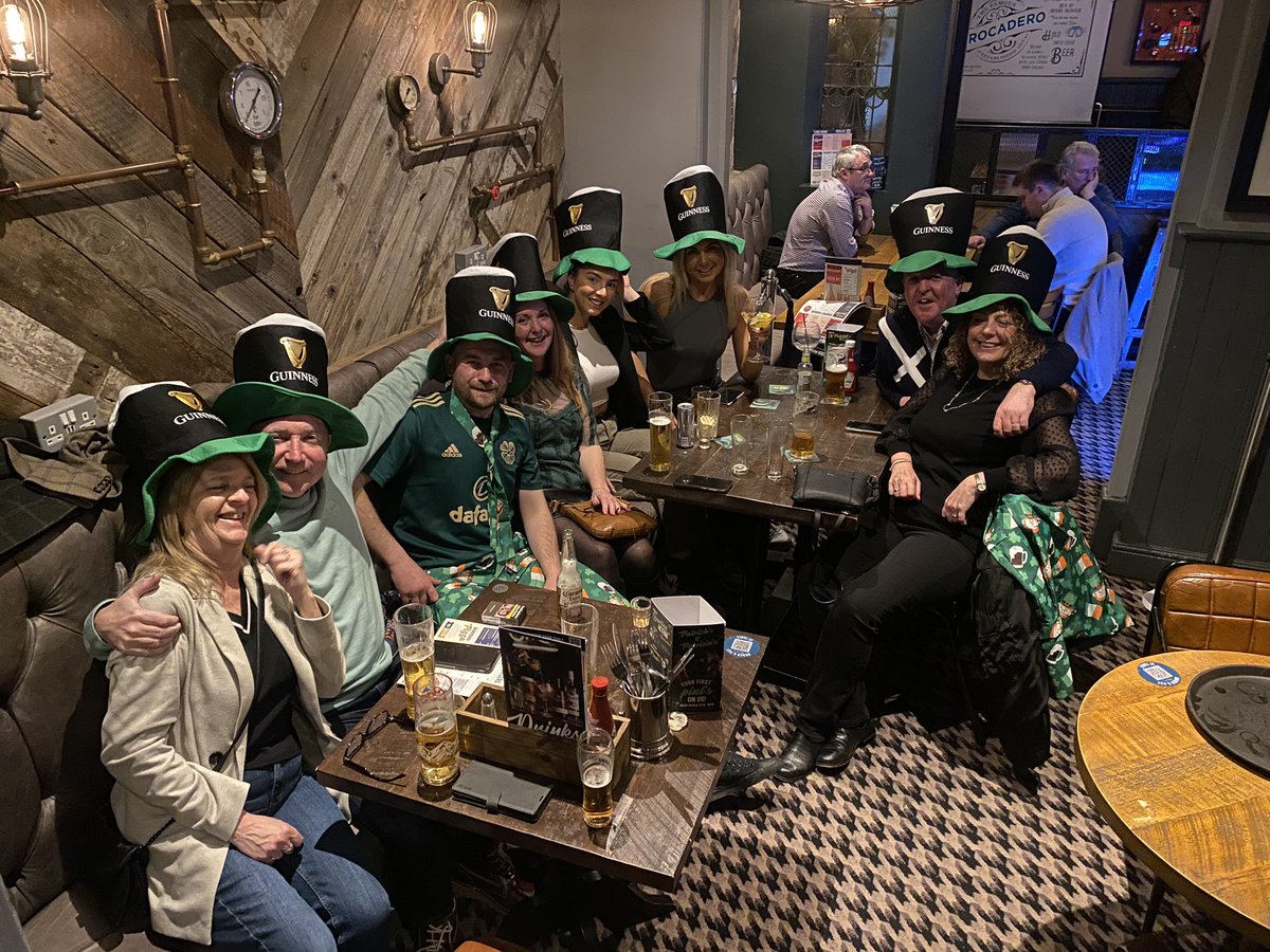 martinstrachan2's tweet photo. Corby Irish on tour #lathums https://t.co/gvE2XzhuoN