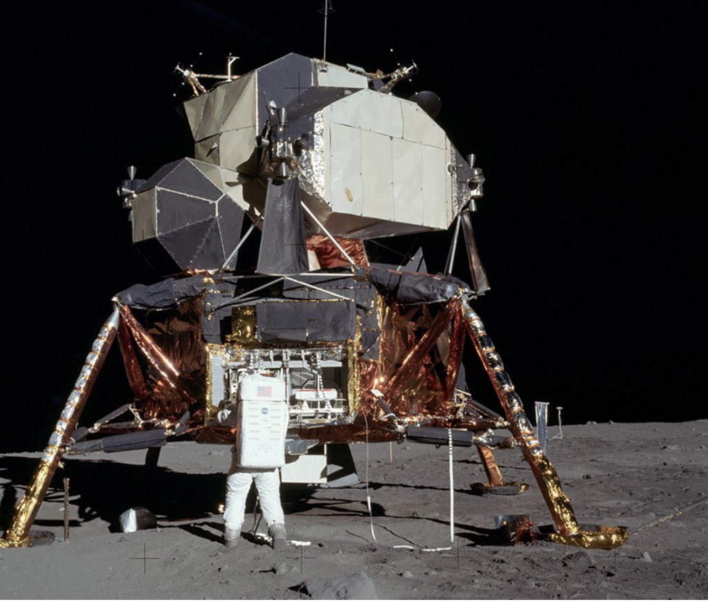 OwenBenjamin's tweet photo. How about you “scientists” replicate this, throw it in a vacuum chamber and see how well it holds up. To recreate a vacuum you need 6 ft thick lead walls.
This “spaceship” looks like a tree fort a methhead would put together in a dumpster behind Home Depot. https://t.co/UfXnS6FZ6n