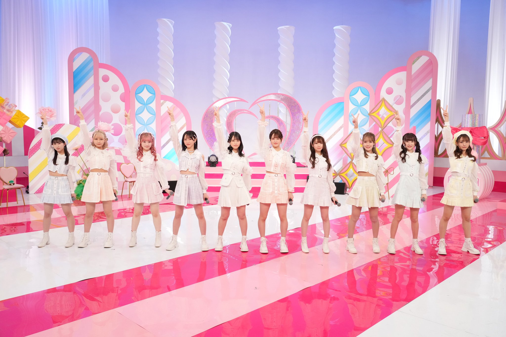 ＝LOVE イコラブ　2018 May パーカー　生写真　フルコンプ LOVE イコラブ 2018 May パーカー 生写真 フルコンプ - メルカリ