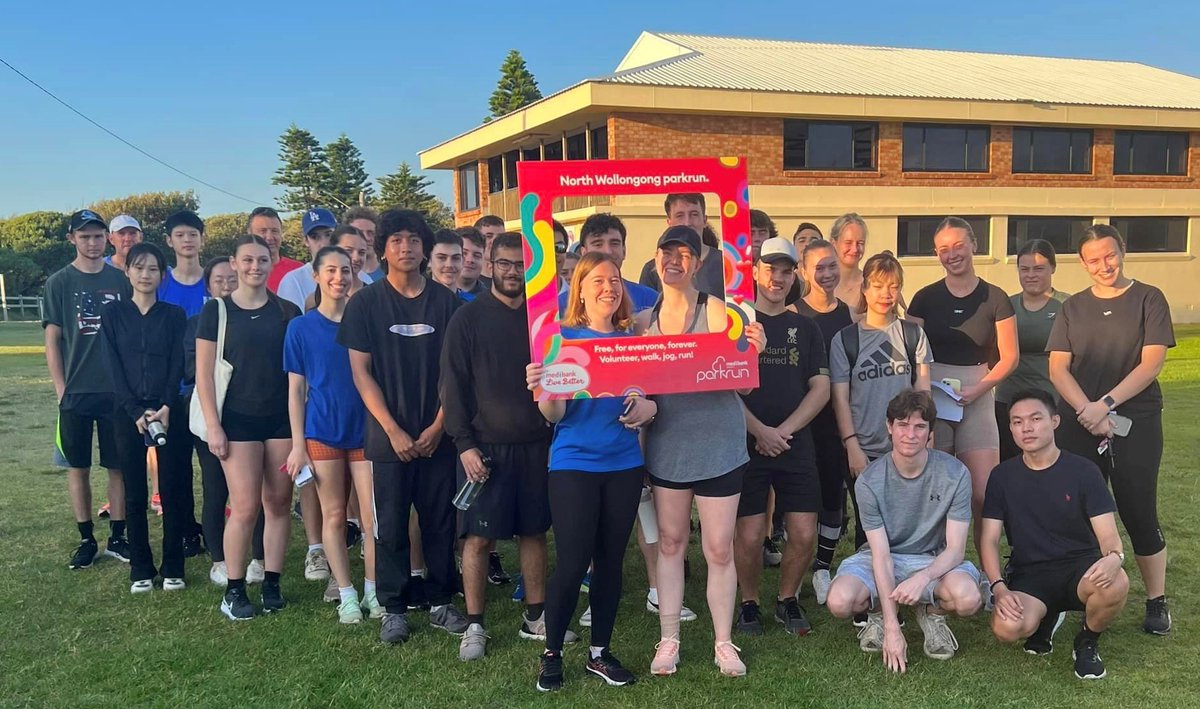 Coffeeanann's tweet photo. Brilliant effort from the Sports Marketing students this morning. Completed the 5km run and then heard from some fantastic guest speakers. @UOW #educationthroughimmersion https://t.co/ttI9wzSXWE