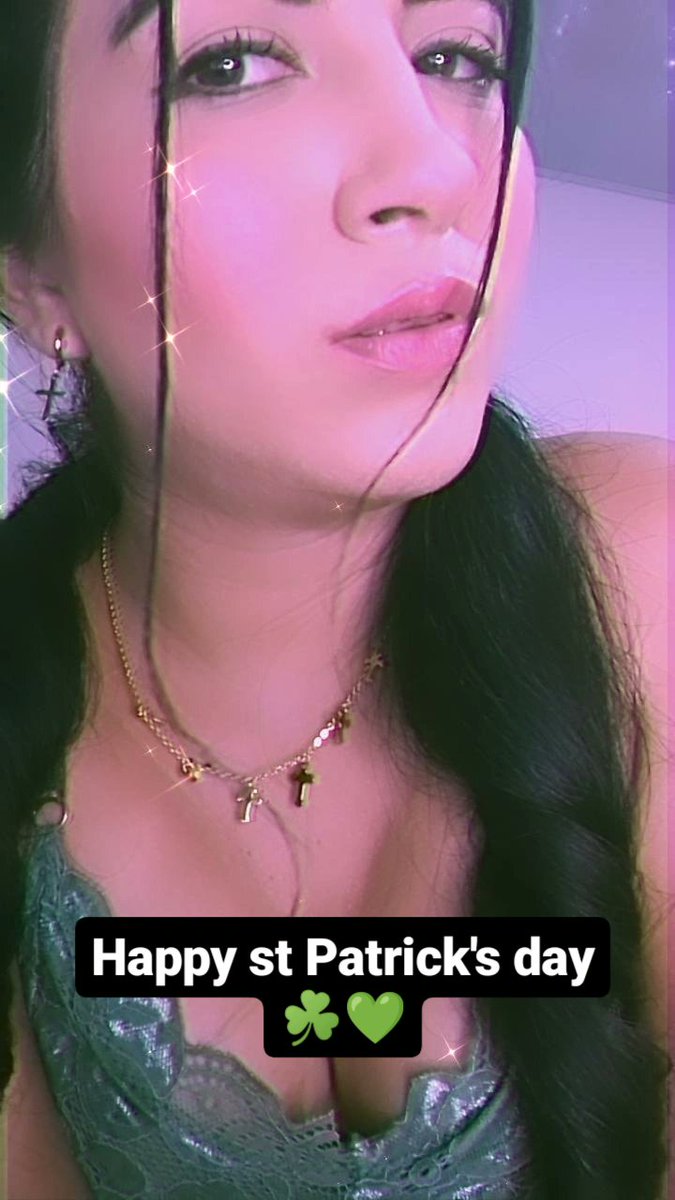hellenmoon5's tweet photo. Happy st Patrick's day ☘️💚
#sanpatricio #modelo #StPatricksDay2023 #StPatrickDay #chaturbate https://t.co/TXPjRm6iUA