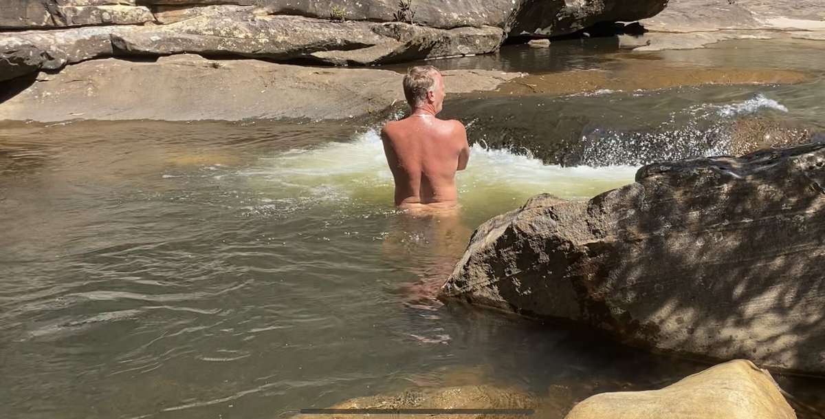 nudeyman's tweet photo. Hot Autumn day here in the mountains, about 39C they are saying, just had to hit the creek to cool off for awhile 👌#skinnydipping #nudenotrude #wildswimming #wildswimmingaustralia #itsonlyabum #australia #hiking #bushwalking #bluemountains https://t.co/luzEduvBIM
