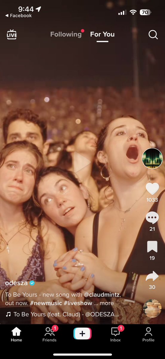 championsynthia's tweet photo. odesza socials gassin my friends up 🫶💙🥺🥰 https://t.co/ASK6iR1lAs