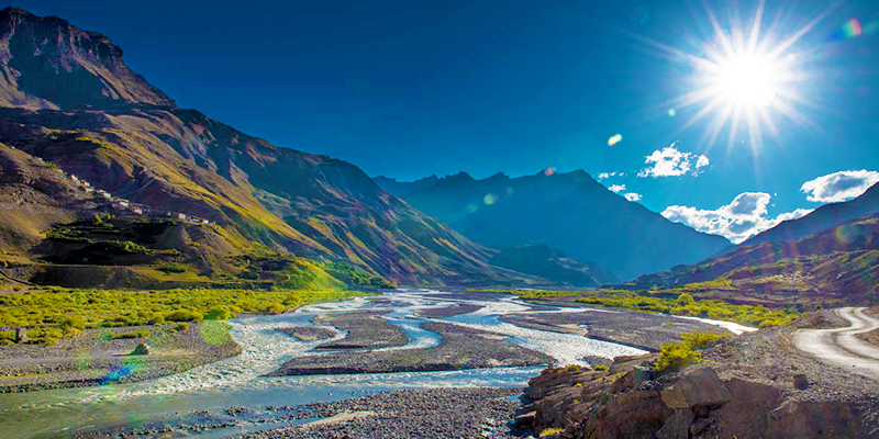 himachalplans's tweet photo. Pin Valley National Park is the only National Park in Himachal Pradesh which is situated in the cold desert area. Pin Valley National Park is a massive assemblage of nature and wildlife thriving at their best.
#pinvalley #Himachal #NatureBeauty
https://t.co/xTxcW3eu2I https://t.co/L7FM3nDCyi