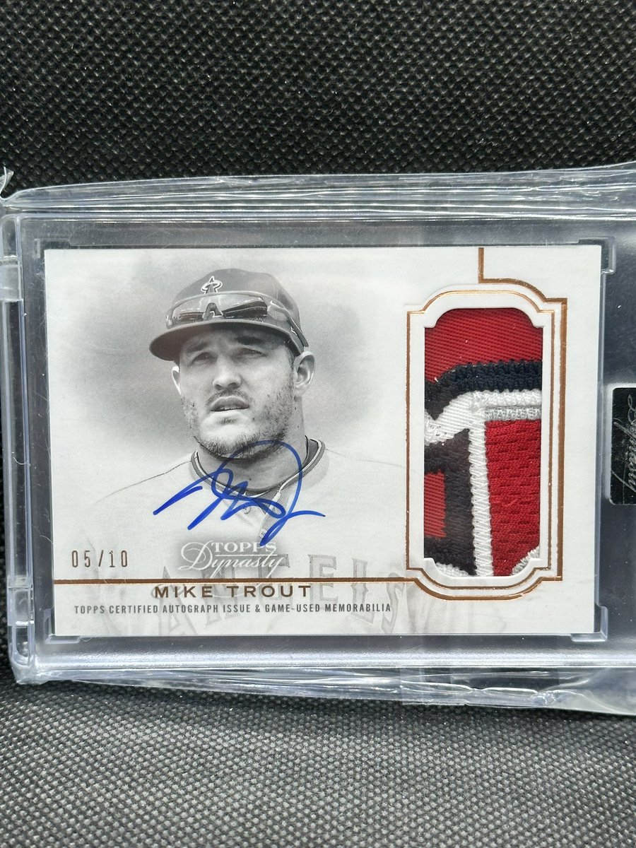 PJsCards2122's tweet photo. @CardPurchaser https://t.co/MmevQkXkaY