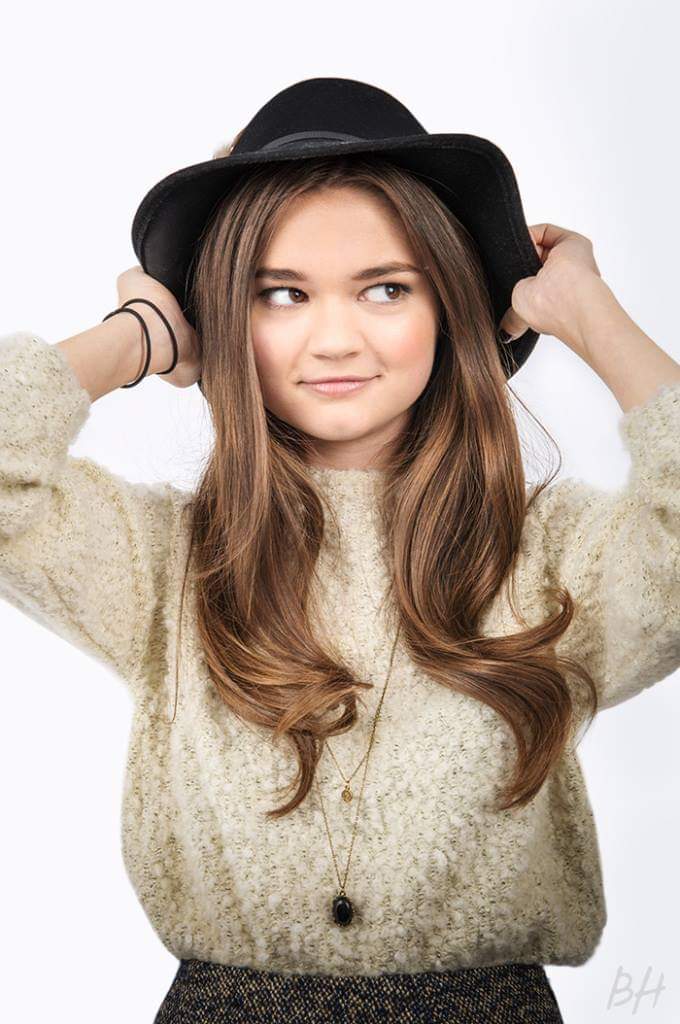 Happy Birthday to Ciara Bravo 