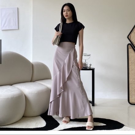 frdina6's tweet photo. Reina Long Skirt (99.000/ ⭐️4,9)
🔗 https://t.co/abSO0kbuZy 
A- Line Skirt ( Rp 152.100/ ⭐️4,8)
🔗https://t.co/0VwE250Nyt 
Aluna Skirt (Rp 93.900/ ⭐️4,8)
🔗https://t.co/h5YSXDsBIW 
Jovia Cargo Skirt ( Rp 84.032/⭐️4,8)
🔗https://t.co/G50A3YgbQJ 

pagiii racun shopee rekomendasi https://t.co/gvhGSwleiM