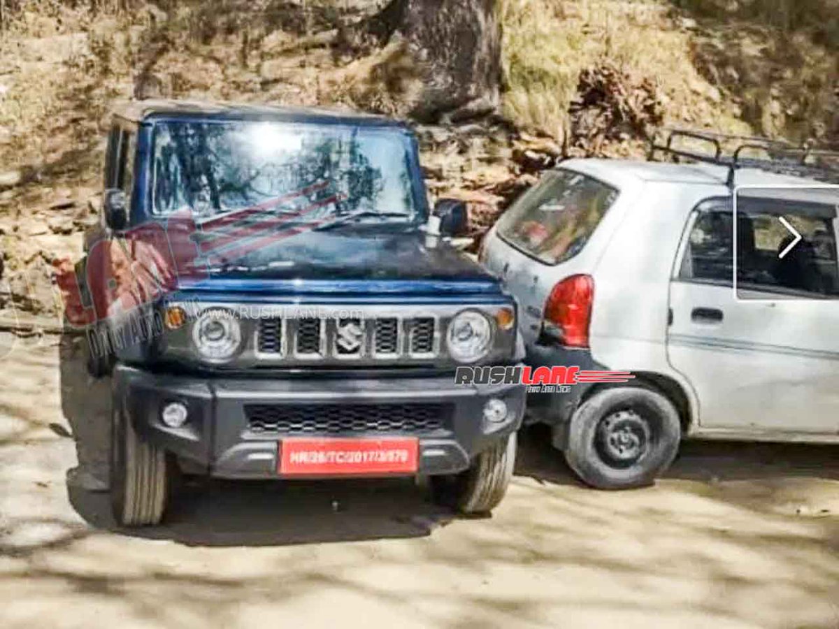 rushlane's tweet photo. πGet ready for the new #MarutiJimny! The #CompactUV has been spotted alongside Alto.
POTENTIAL - to be a popular choice in the Indian market. Boxy profile, stylish design, Jimny has a lot to offer #BookingsOpen -25k. Stay tuned for more updates. Launch May! #CompetitivePrice https://t.co/LoKx0Shjua