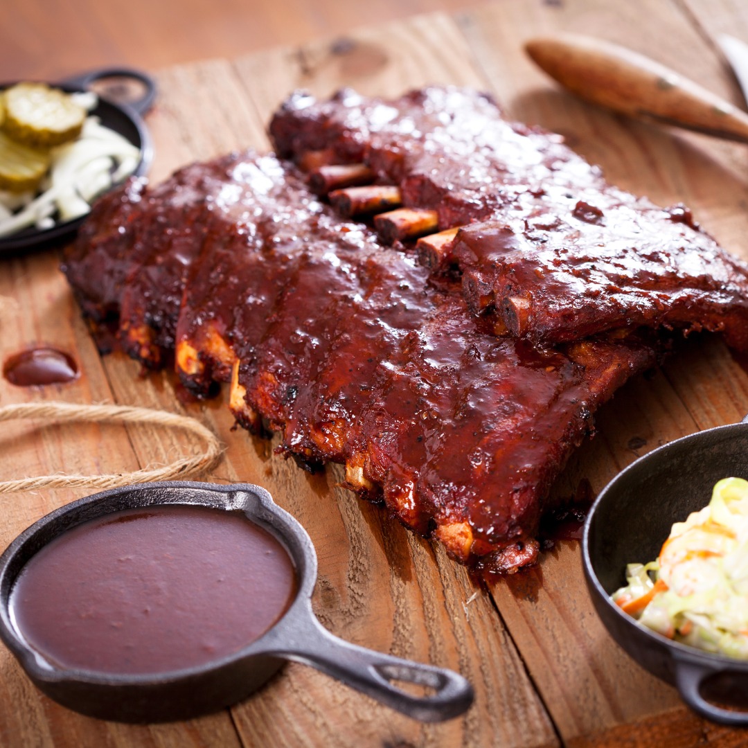 FussellCakeCo's tweet photo. Today special is BBQ! We serving Smoked Ribs, Sausages off the grill, Collards, Shrimp Mac, Baked Beans. And our award winning desserts. Open @ 11 AM . 1205 Winder Highway Dacula. 770.573.4000
#ATLEATS #supportsmallbusinesses #atlantaeats #comeandgetit #bob #bbq  #RibSpecial https://t.co/vL9WCr3i05