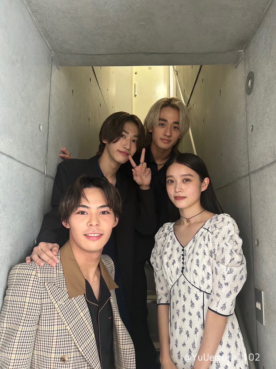 YuUemura1102's tweet photo. 映画「Single8」
公開初日の舞台挨拶、無事に終えました🎬
雨の中、ご来場いただきありがとうございました！

主に筋トレの話しかしてないけどww
次はジムで集合で！

#Single8
#髙石あかり #福澤希空 #桑山隆太 #上村侑 https://t.co/BtMxaLTPdq
