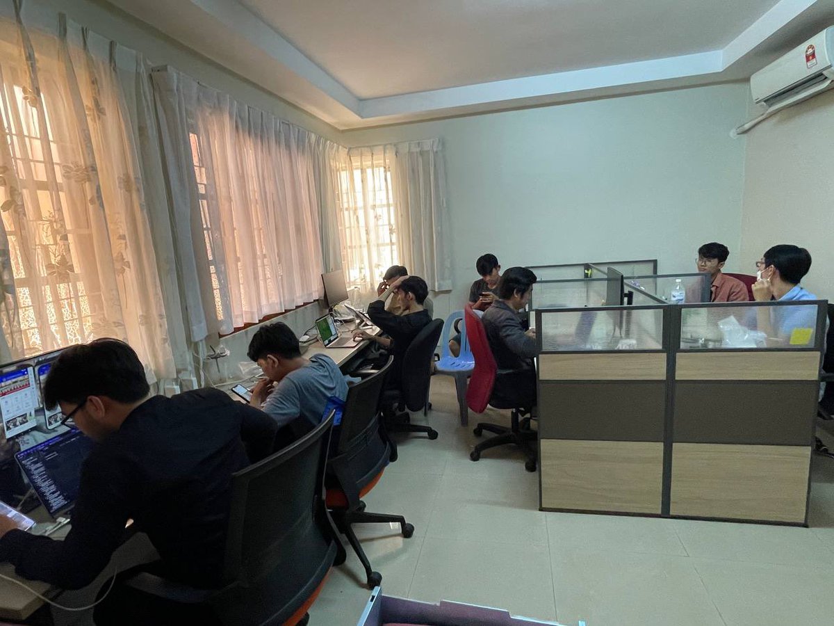 phousophorn's tweet image. Weekend Activities #PHSARTECH Makes your affordable platform to support your business digitally and promote branding. #mobileapp  #websitedesign