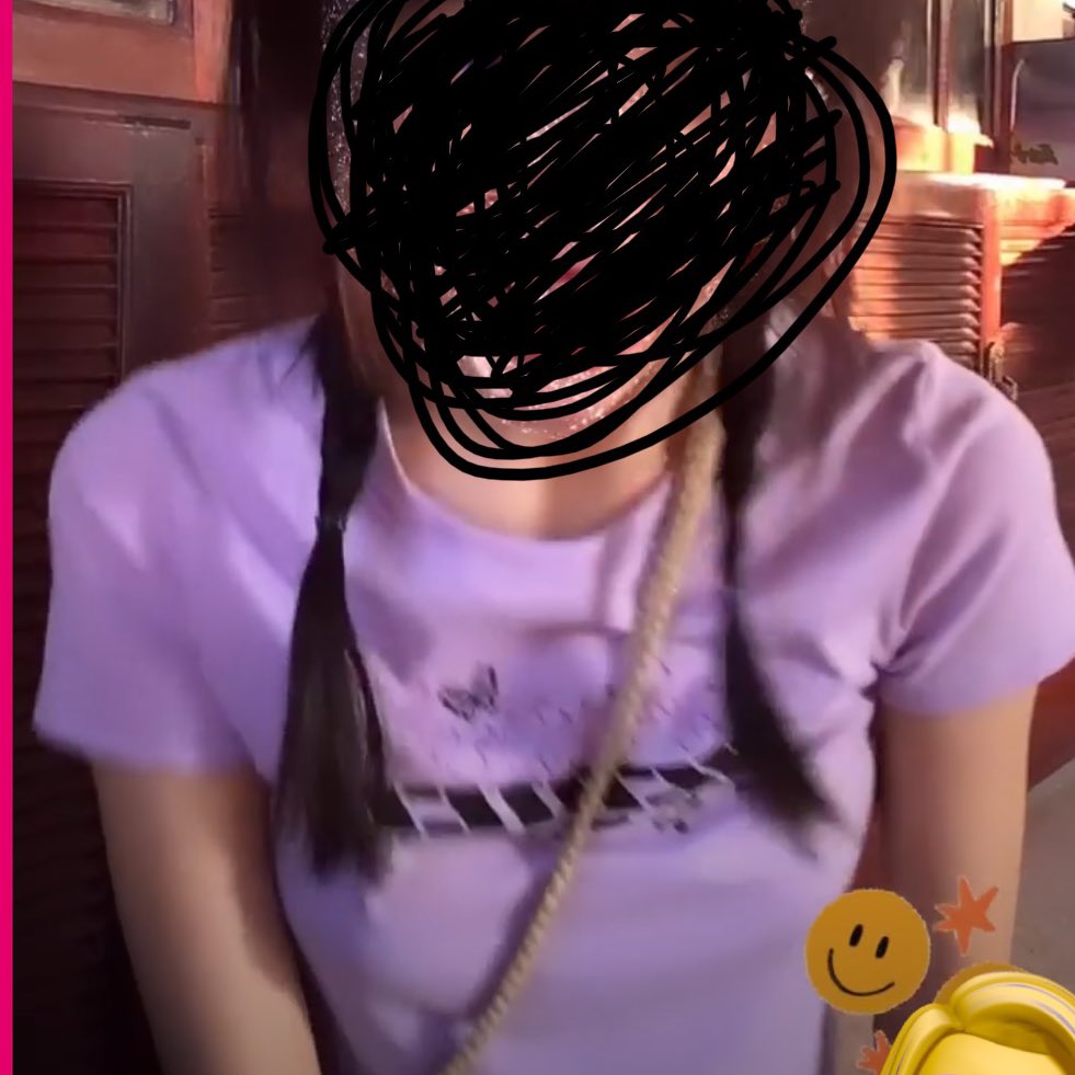 decemberstuffs's tweet photo. yented for girl edition
price: 300

#ส่งต่อเสื้อวง #เสื้อวงมือสอง #yentedband #yented #ส่งต่อเสื้อผ้ามือสอง #ส่งต่อเสื้อผ้า #ส่งต่อเสื้อวงyented https://t.co/k0052sYxZL