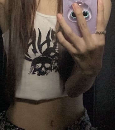 decemberstuffs's tweet photo. tank top ; bones white
price: 100 
size: S 

#ส่งต่อเสื้อผ้ามือสอง #ส่งต่อเสื้อผ้า #ส่งต่อเสื้อผ้ามือ2 #เสื้อผ้ามือสองราคาถูก https://t.co/UIVthvkrXI