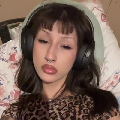 omgiloveale's tweet photo. #NewProfilePic https://t.co/iw9v91NnXb