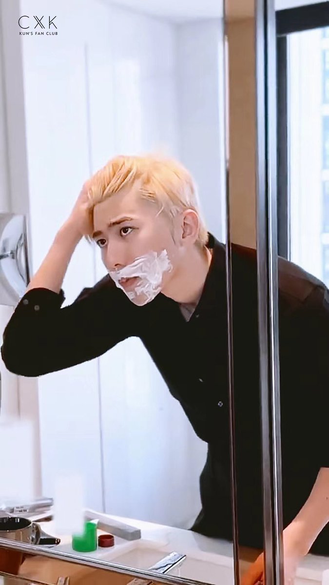 cxksFanclub's tweet photo. 😎

#CaiXukun #Kun #CaiXukunPhenomenon https://t.co/XkLJZyNMk8