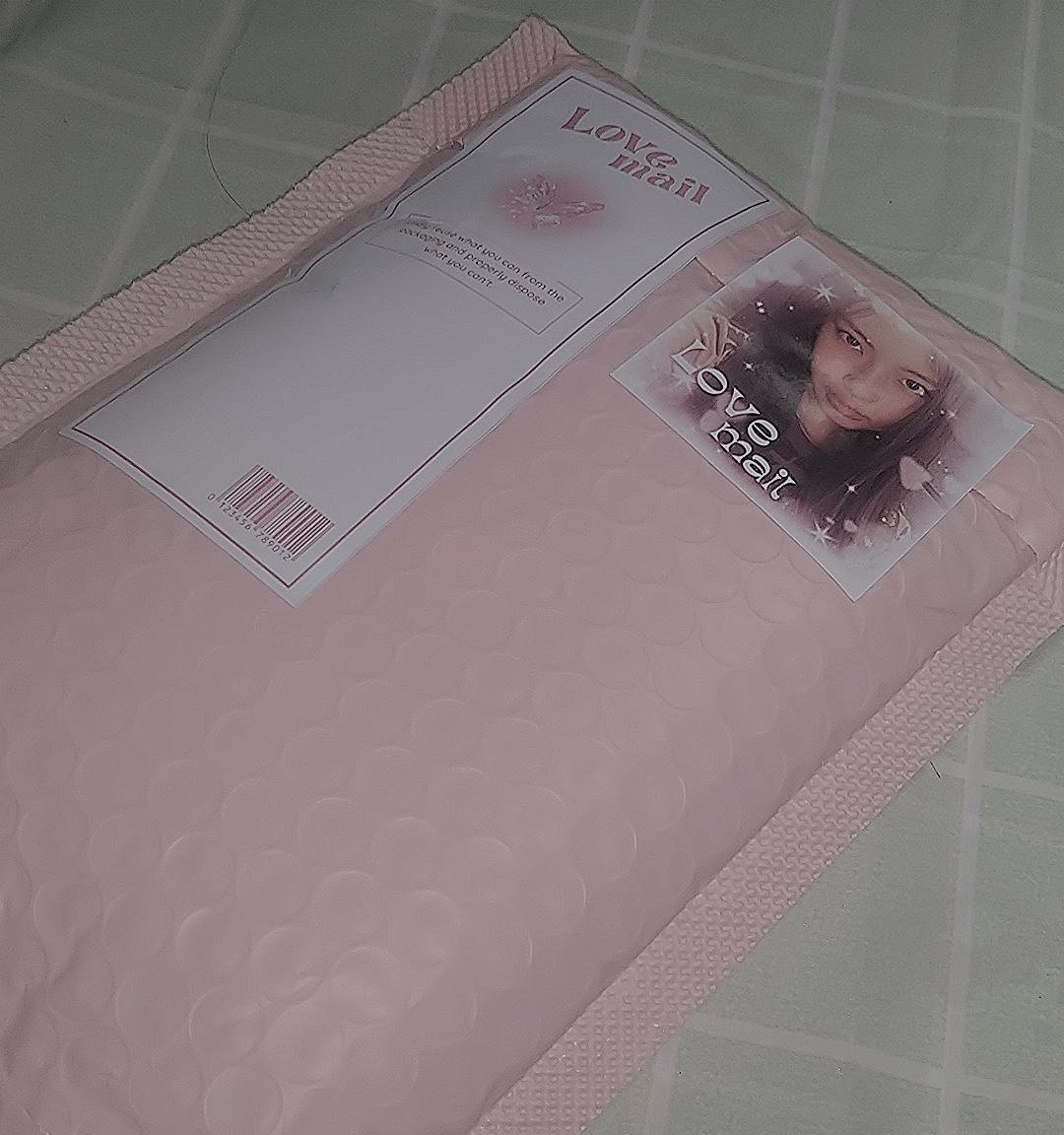 0chaee_'s tweet photo. 💌 #risemails ෆ⁠╹
   - from : @0901karyokart

 hi ! MY HYEIN ARRIVED SAFELY 💐 !!! tysm for her packing her well and for freebies. i love it so much <3 'til our next  >>

#thnxyoka https://t.co/x2Masyua5G