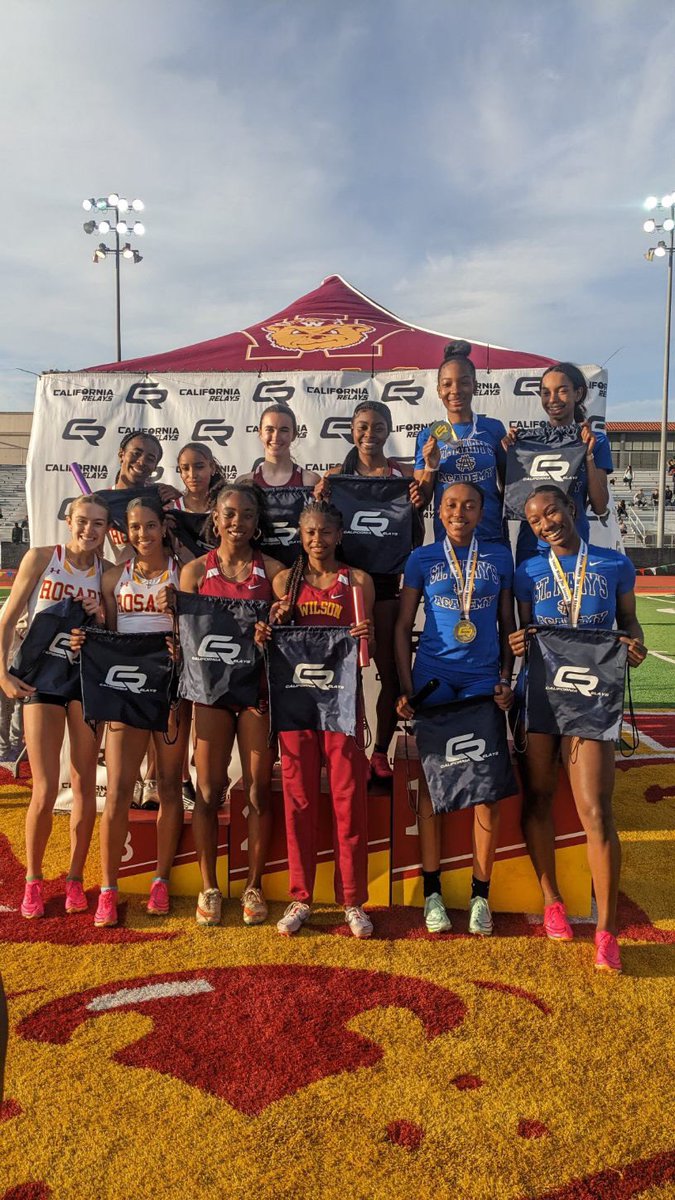 jayla_dingle's tweet photo. St. Mary’s Academy #1 4x2 time in California 💙💛 https://t.co/8nptTBmonp