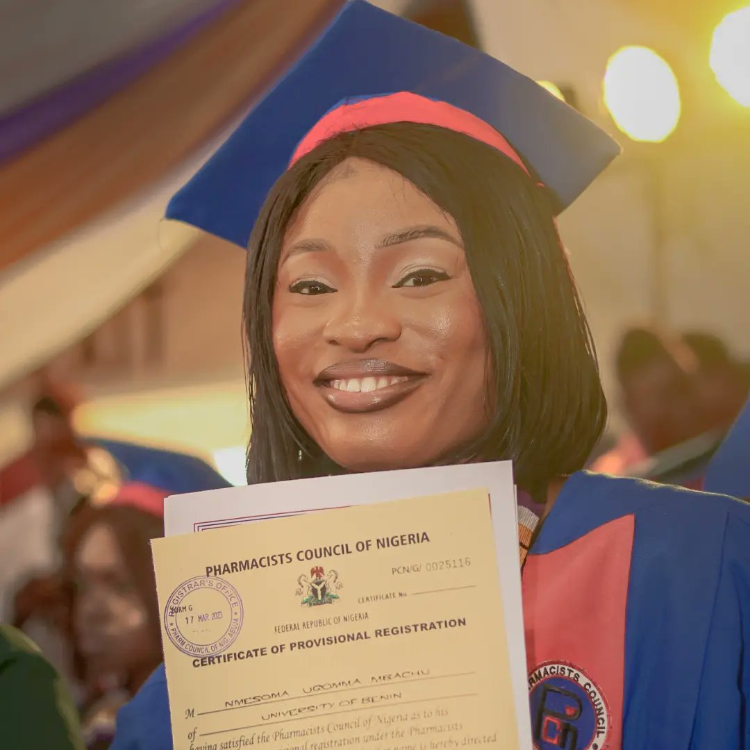 NmesomaMarie's tweet photo. Yesterday was a beautiful day to remember😊🎉🎉🎉
It was a day of celebration and one that marked my oath taking into the Pharmacy profession. This degree took a lot of efforts, sweat, tears, financial and emotional support as well as prayers to accomplish. https://t.co/4dRLEATVXR