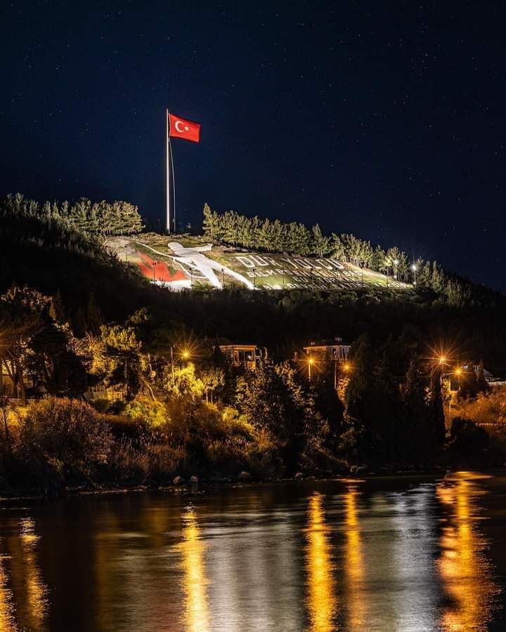 semih_kahar's tweet photo. 18 Mart Çanakkale Zaferimizin 108. Yıl Dönümünde Aziz Şehitlerimizi ve Gazilerimizi Rahmetle ve Minnetle Yad Ediyoruz. #ÇanakkaleZaferi 🤲🇹🇷 https://t.co/cESciXSl38