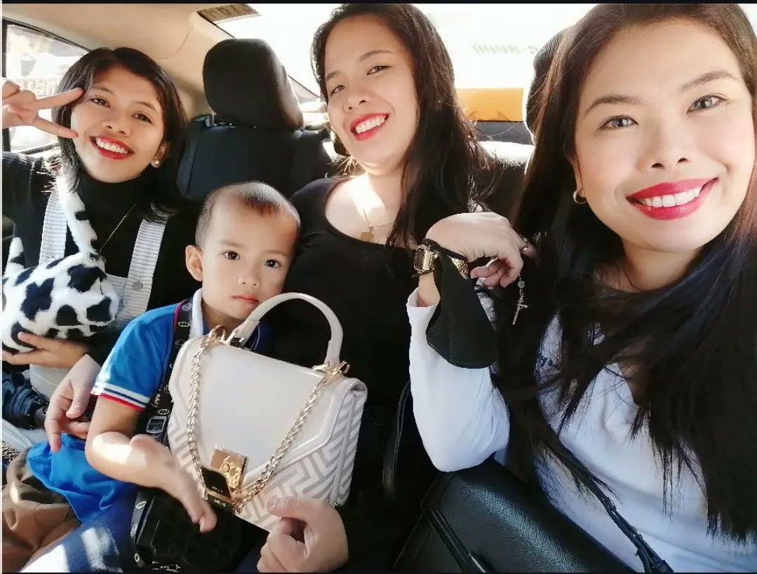 RicablanTrisha's tweet photo. @Reginaricaa
#Iloveumamamary❤️😇 https://t.co/FHVec7NAn0