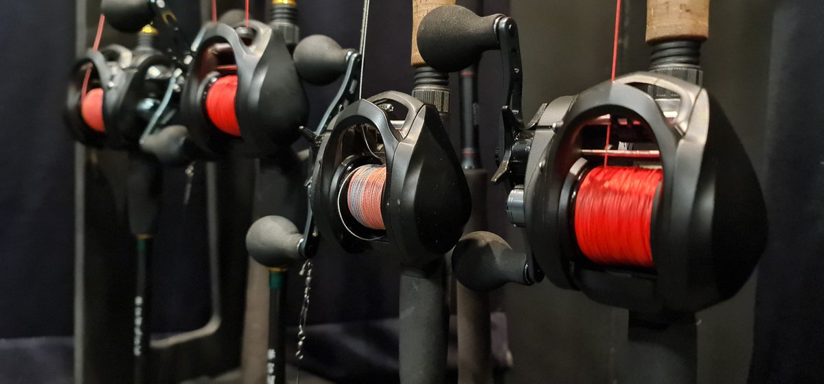svivlo's tweet photo. What if someone actually invented an easy to use baitcaster that doesn't compromise on cast length. Would you  buy it? https://t.co/IiTqKMBCaO