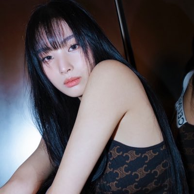 #NewProfilePic QUEEN is back 👸🏻