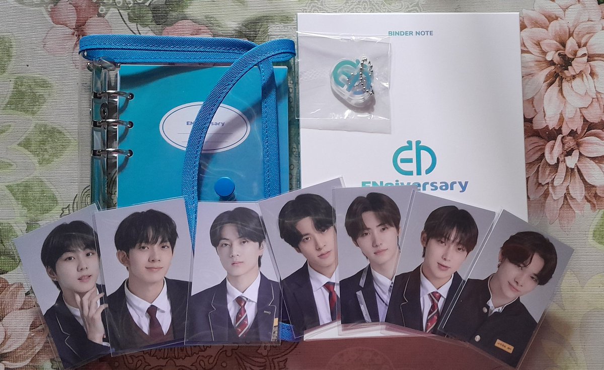 everytaeng_07's tweet photo. 💌: from @TakeMeToSeoul23 
#
GAGOOOO SO MUCH SPARKS TALAGA SA PC HUHU one of my pendings last Jan(ata? Basta!) finally came hoooome! Thank you so much @TakeMeToSeoul23 forda budol🩵 nauumay ka na ata kasi lagi akong nakikipagmeet up sa'yo HAHAHA charr! #TMTSFeedback https://t.co/5PMSPYT1yv