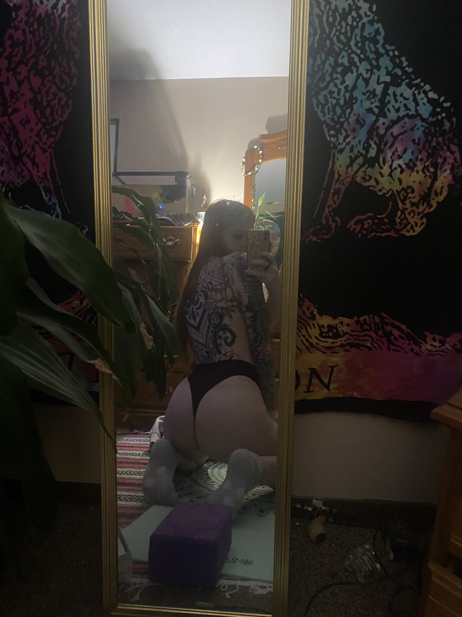 bratttyj's tweet photo. 6 fans away from 50!! check my OF in bio 

goddess findom ginger tattoos ass cuck beta angel brat humanATM sugar daddy https://t.co/55cHGIHnxx