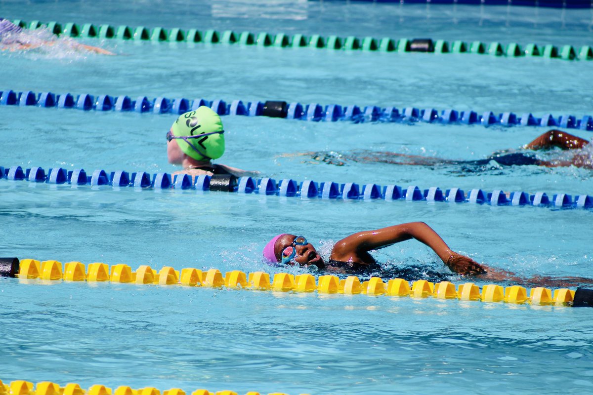 TumeloSole's tweet photo. SA Intra-Provincial Level 1 Championships 2023 

Warm up snaps before afternoon session starts 

#Swimming #TumeloSole #Swimmer https://t.co/UPWUZWyMdM