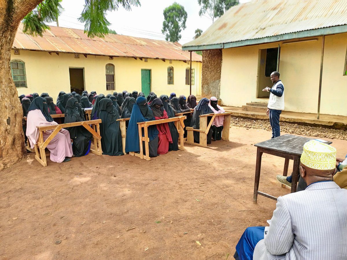 AEDT_Interact's tweet photo. #HudumaMashinani #Series with @UmmaUniversity #TheRiftValley 
 Today we wind up our #Riftvalley #Phase1 #Tour , We would like to appreciate @Kitale/@Eldoret/@NakuruCountyGov people for the warm reception, It was nice meeting all of you ; See you Soon 🙂
@abdallaumar1 @dr_saado https://t.co/lF5v4qtIgd