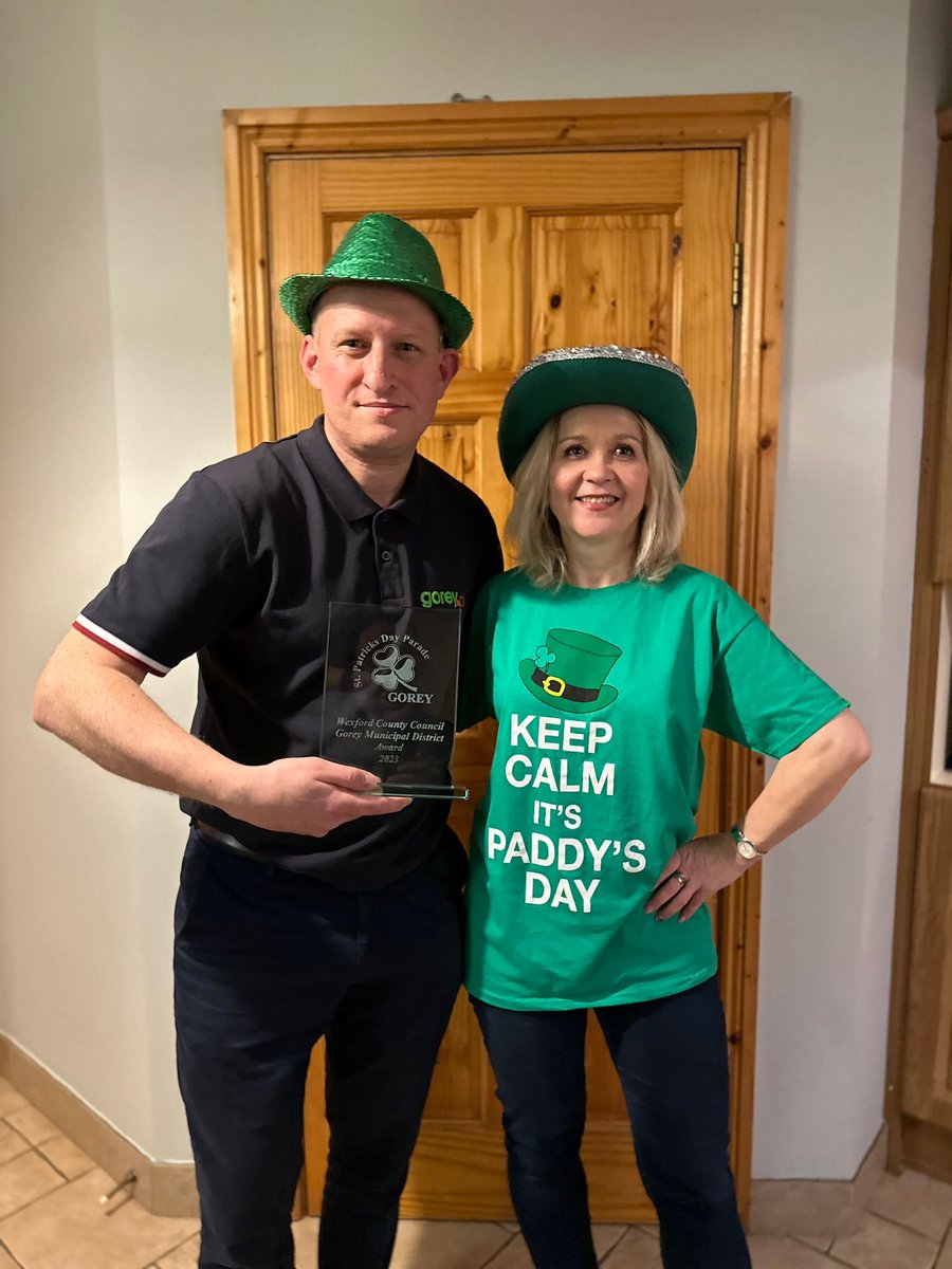 sochanska's tweet photo. 1st prize for the most creative participant of ☘️☘️☘️#StPatrick’sParadeInGorey 🥇You are a role-model ⁦@GoreyPl⁩ ❤️ So proud of you. You show how to love both 🇵🇱🇮🇪&amp;make an important contribution to building 🇵🇱🇮🇪Friendship👏 ⁦@PLinIreland⁩ ⁦@SalaGrzegorz⁩ ⁦ https://t.co/K0LdXb3kiK
