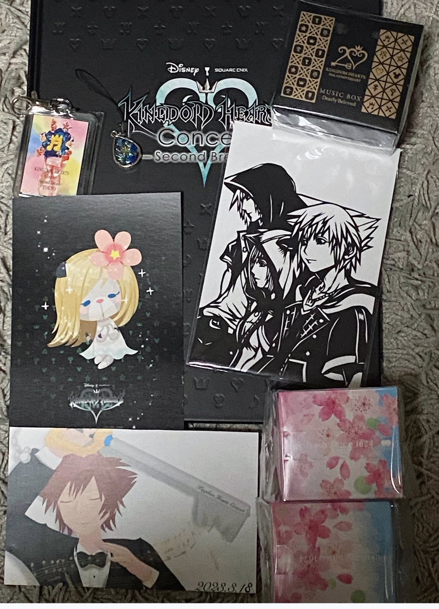 rojermoon's tweet image. お会いしてくださった方々素敵なプレゼントくださった方ありがとうございますした🥹
楽しいコンサートでした😊
また何かの機会があればお会いしたいです
雨の中お疲れ様でした
#KHC
 #キングダムハーツコンサート
