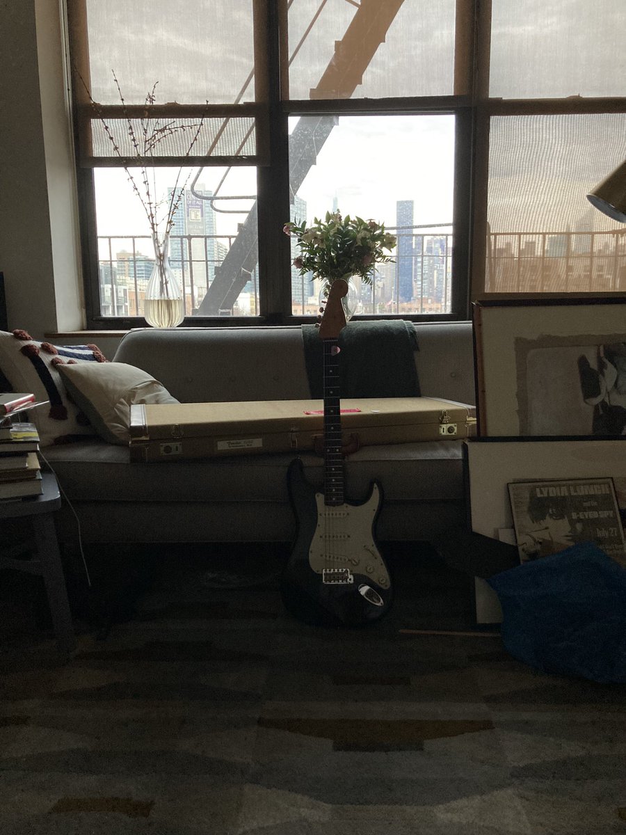 patirwinmusic's tweet image. Back at it. #boredtodeath